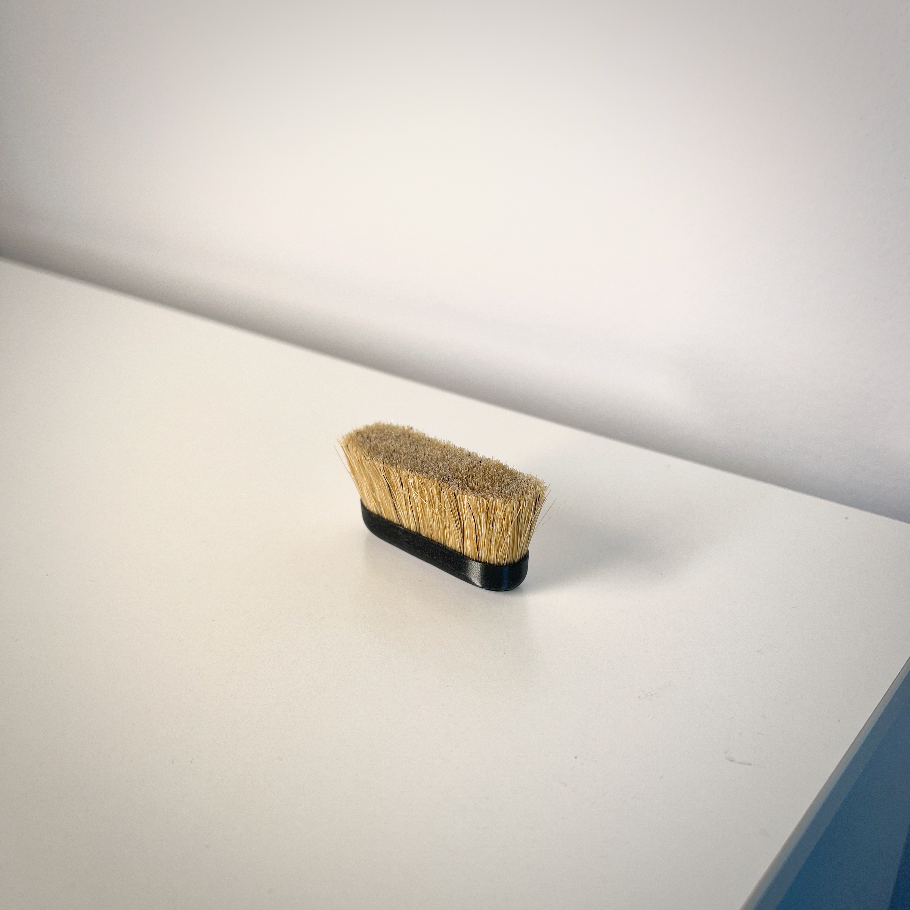 Precision bristle