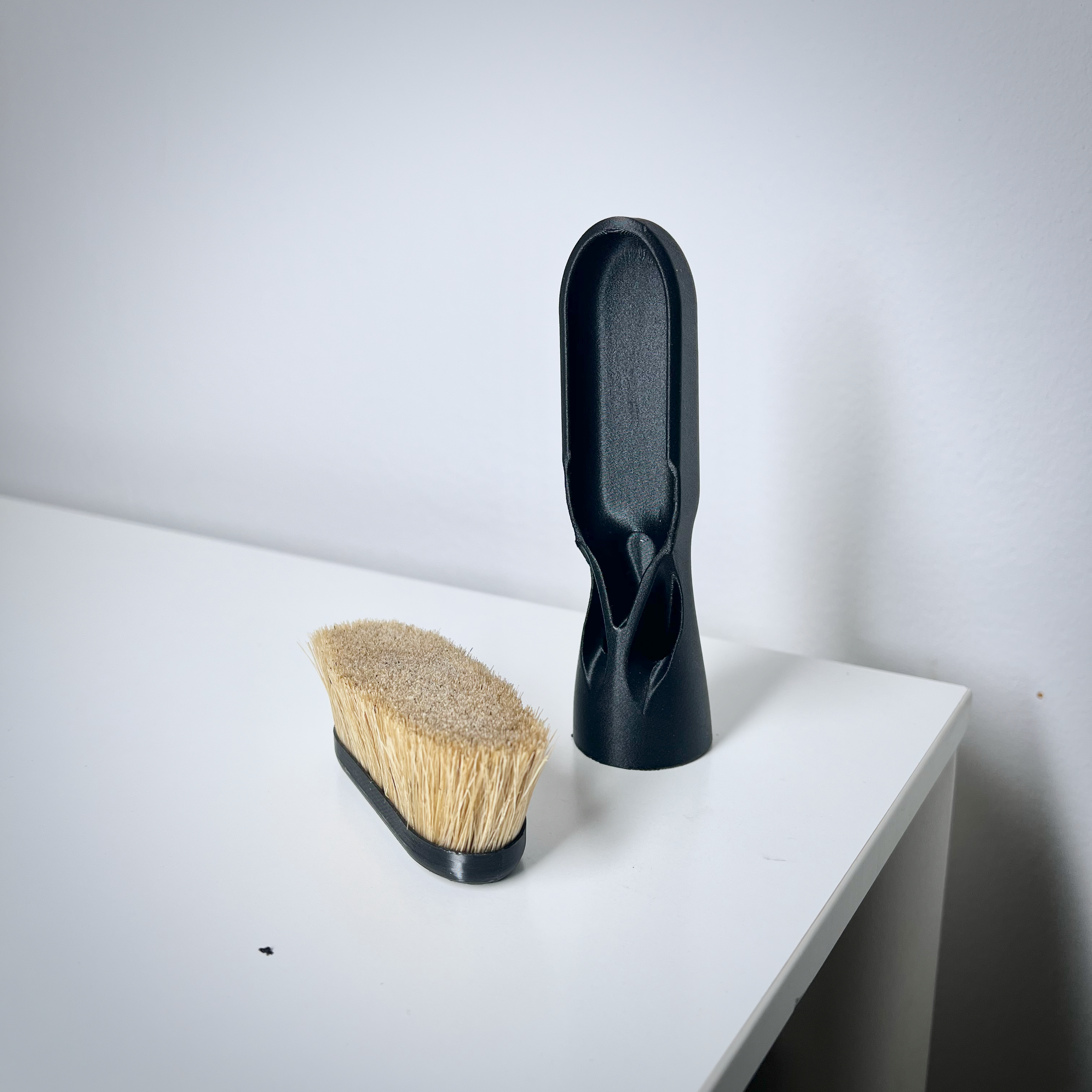 Sweeper brush head with bristle
